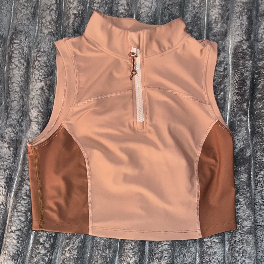 Athletic tank - Picture 1 of 6